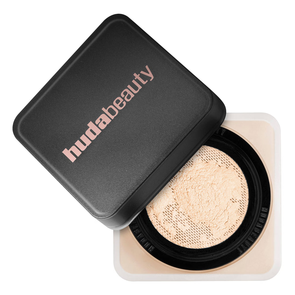 Huda Beauty – Easy Bake Loose Powder